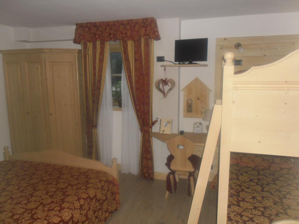 Bed and Breakfast Maso Pin Madonna Habitación foto