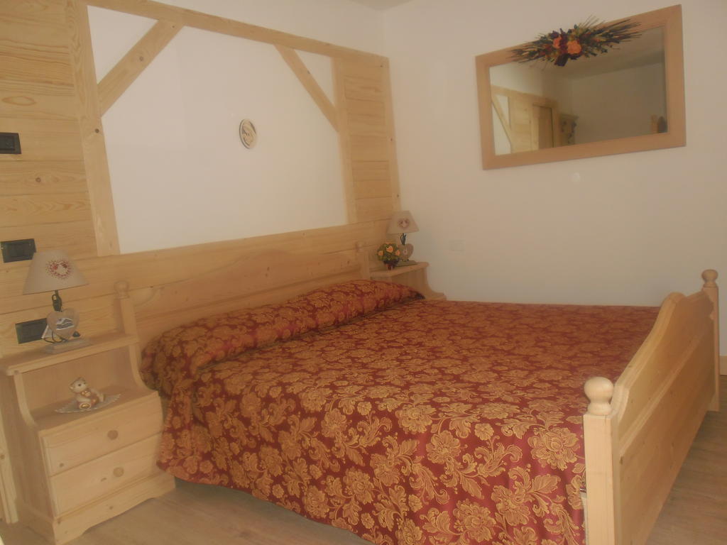 Bed and Breakfast Maso Pin Madonna Habitación foto